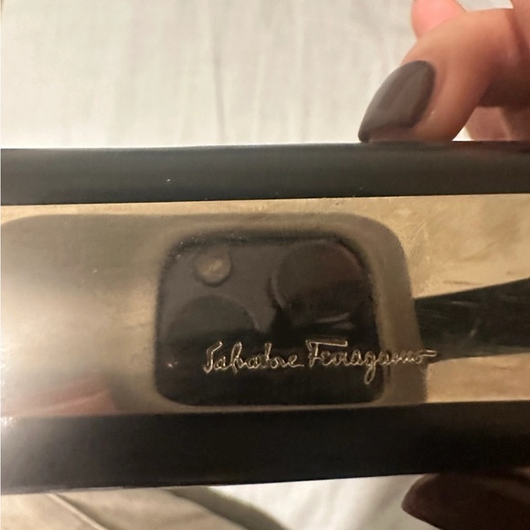 Ferragamo Leather Bag with silver detail RARE - Picture 3 of 5